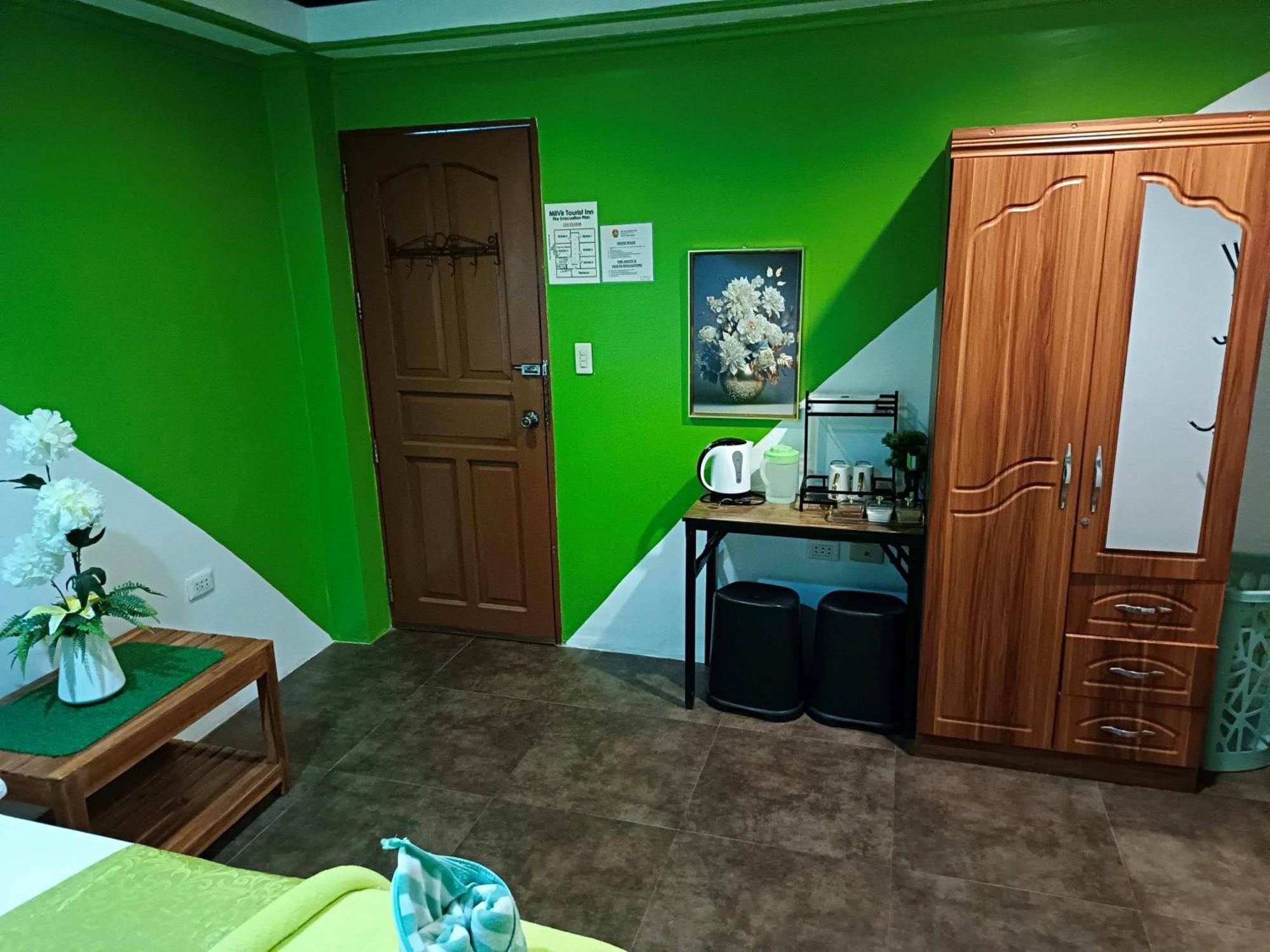 Milvir Tourist Inn El Nido Exterior photo